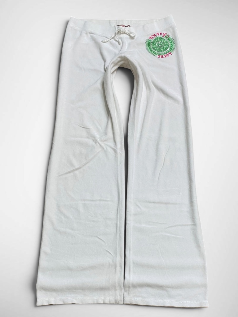VINTAGE Juicy Couture “The Age of Juicy” White Velour Flare Pants